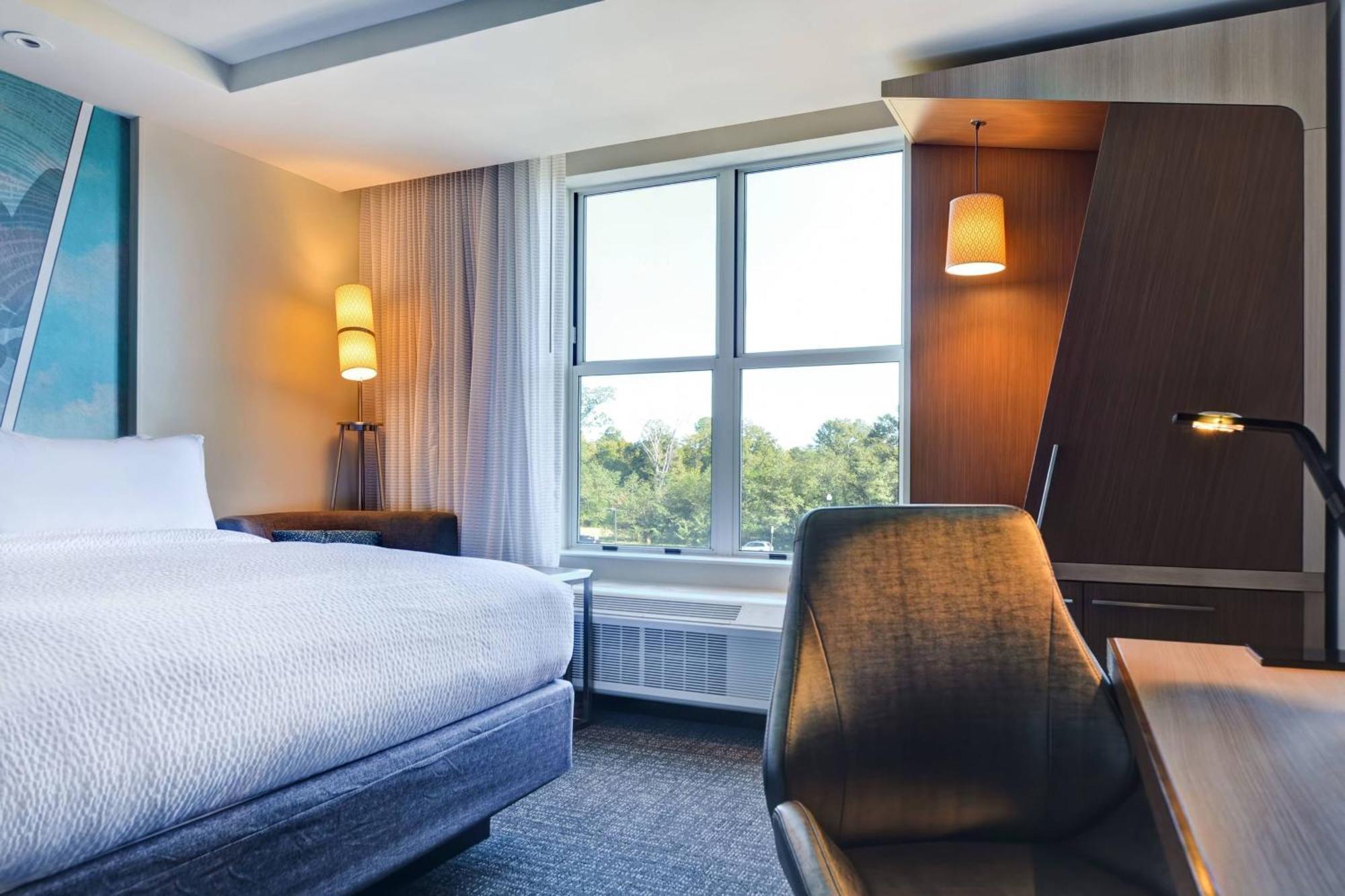 Hotel Courtyard By Marriott Jackson 3*