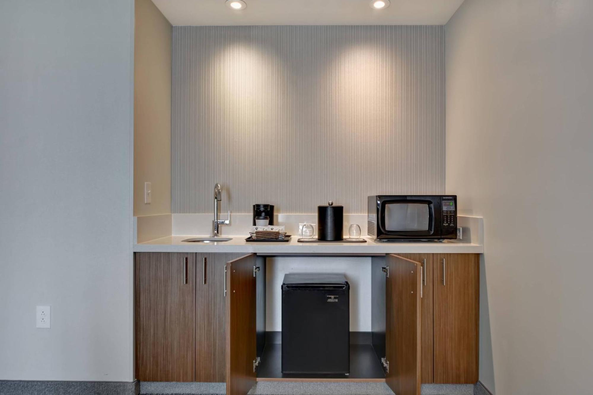 Courtyard By Marriott Jackson 3*